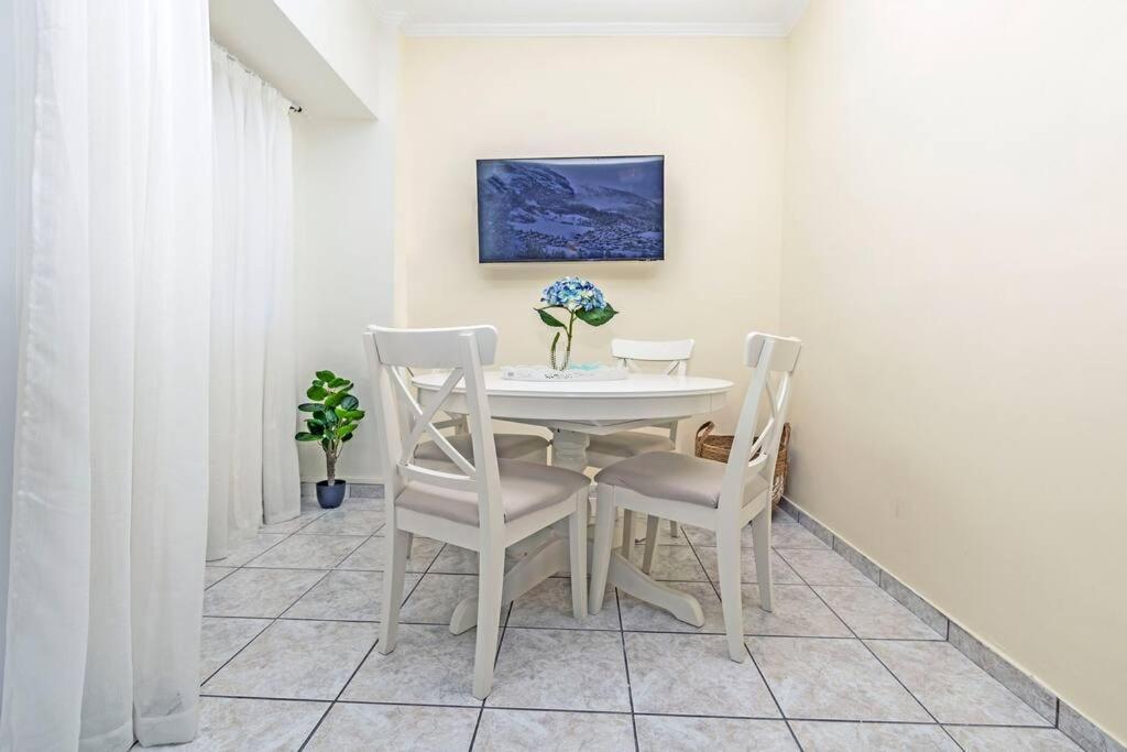 Diana'S Centrally Located Apt@ Old Town Of Corfu コルフ島 エクステリア 写真