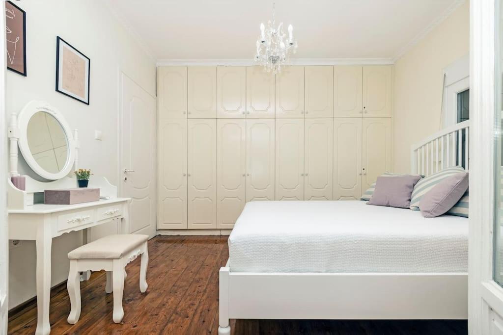 Diana'S Centrally Located Apt@ Old Town Of Corfu コルフ島 エクステリア 写真
